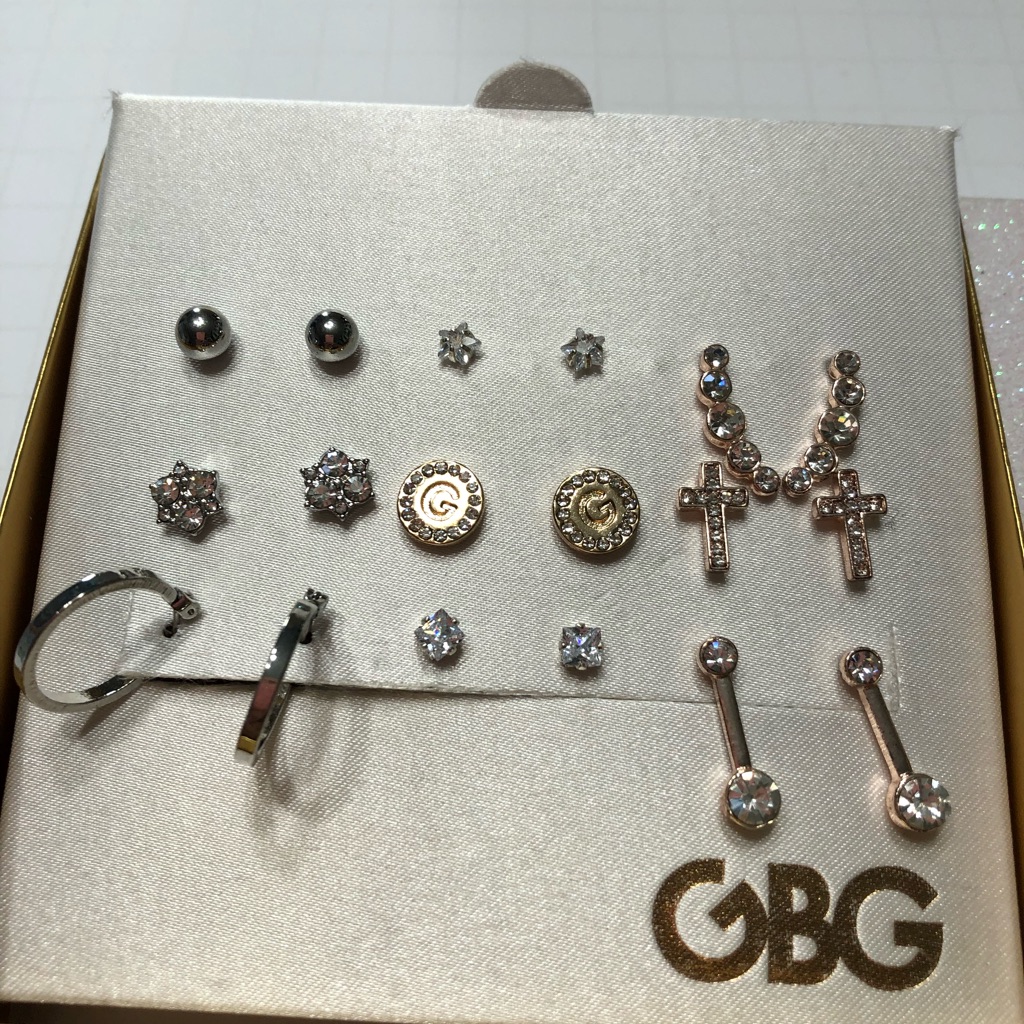 Set Of 9 New Mixed Earrings Sets, New In Gift Box, Original Price $22.99